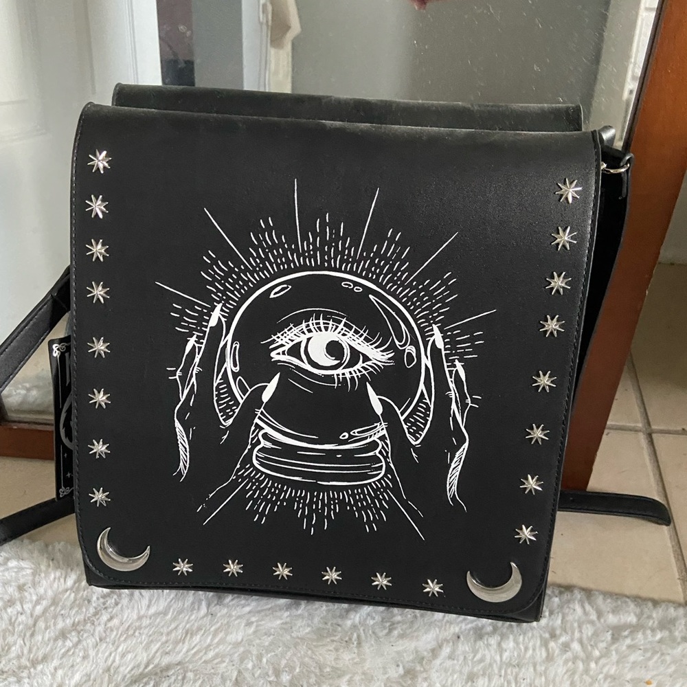 KILLSTAR CROSS BODY BAG!